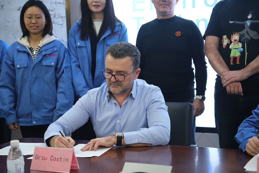 mmexport1704701818162